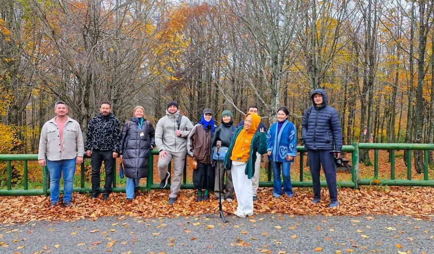 Kazakistanlı fenomenler Kocaeli'nin turizm rotalarını keşfetti