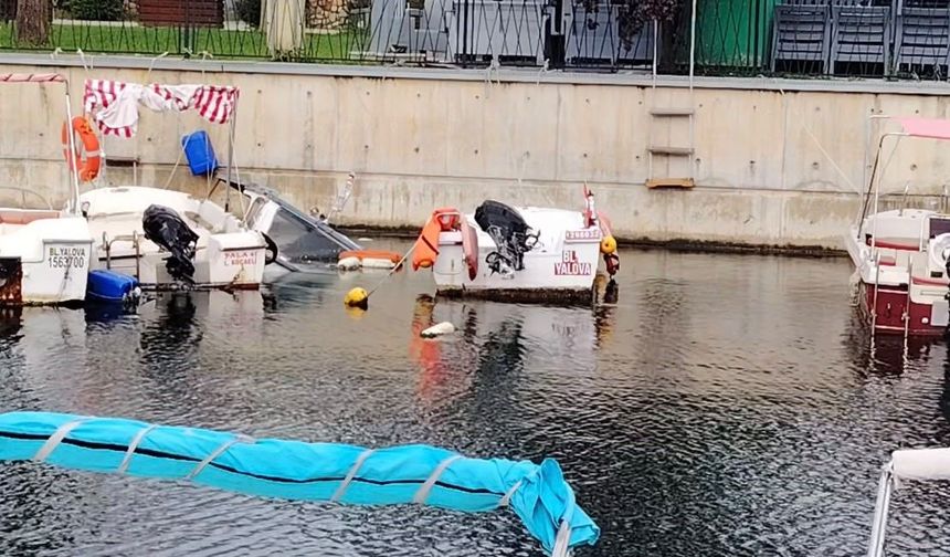 Kocaeli'de fırtına balıkçı teknelerinde hasara yol açtı