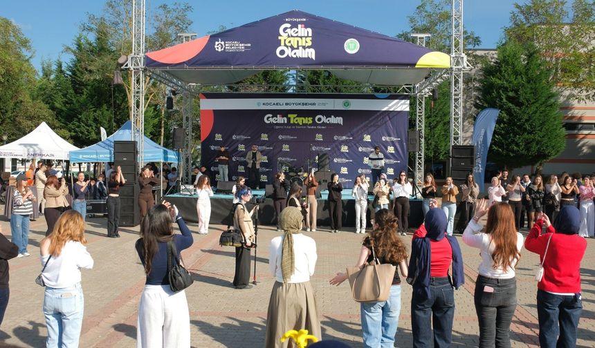 ‘Gelin Tanış Olalım’da Eğlence Başladı