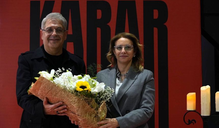 Şehir Tiyatroları’ndan 29. Sanat Yılına Görkemli Açılış