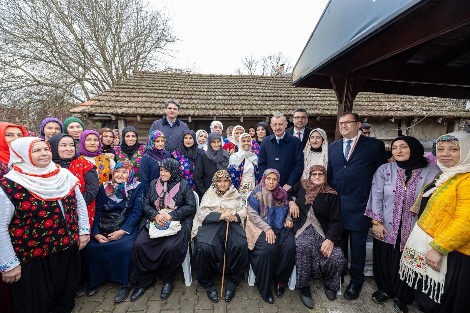 Bir Ve Beraber Olmanın Ruhunu Yaşatıyoruz (9)