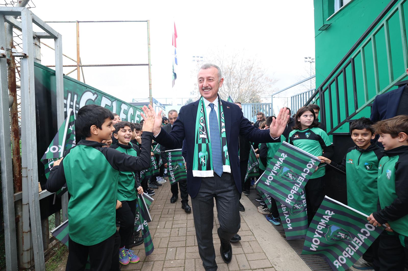 Büyükşehir'in Yenilediği Kocaelispor Altyapı Tesisleri Göz Kamaştırdı (9)