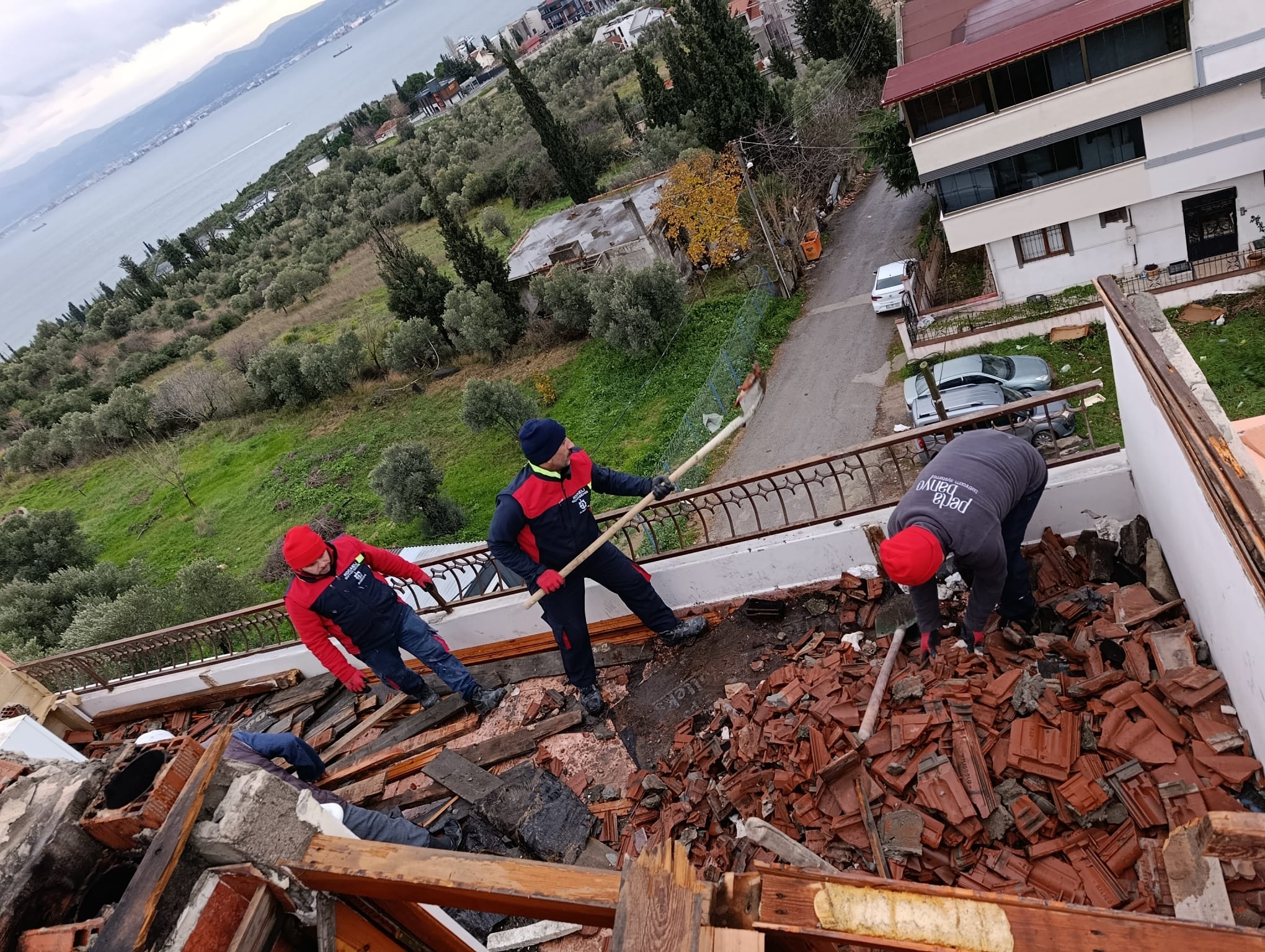 Fırtına Mağduru Şehit Ailesine Büyükşehir'den Destek (3)
