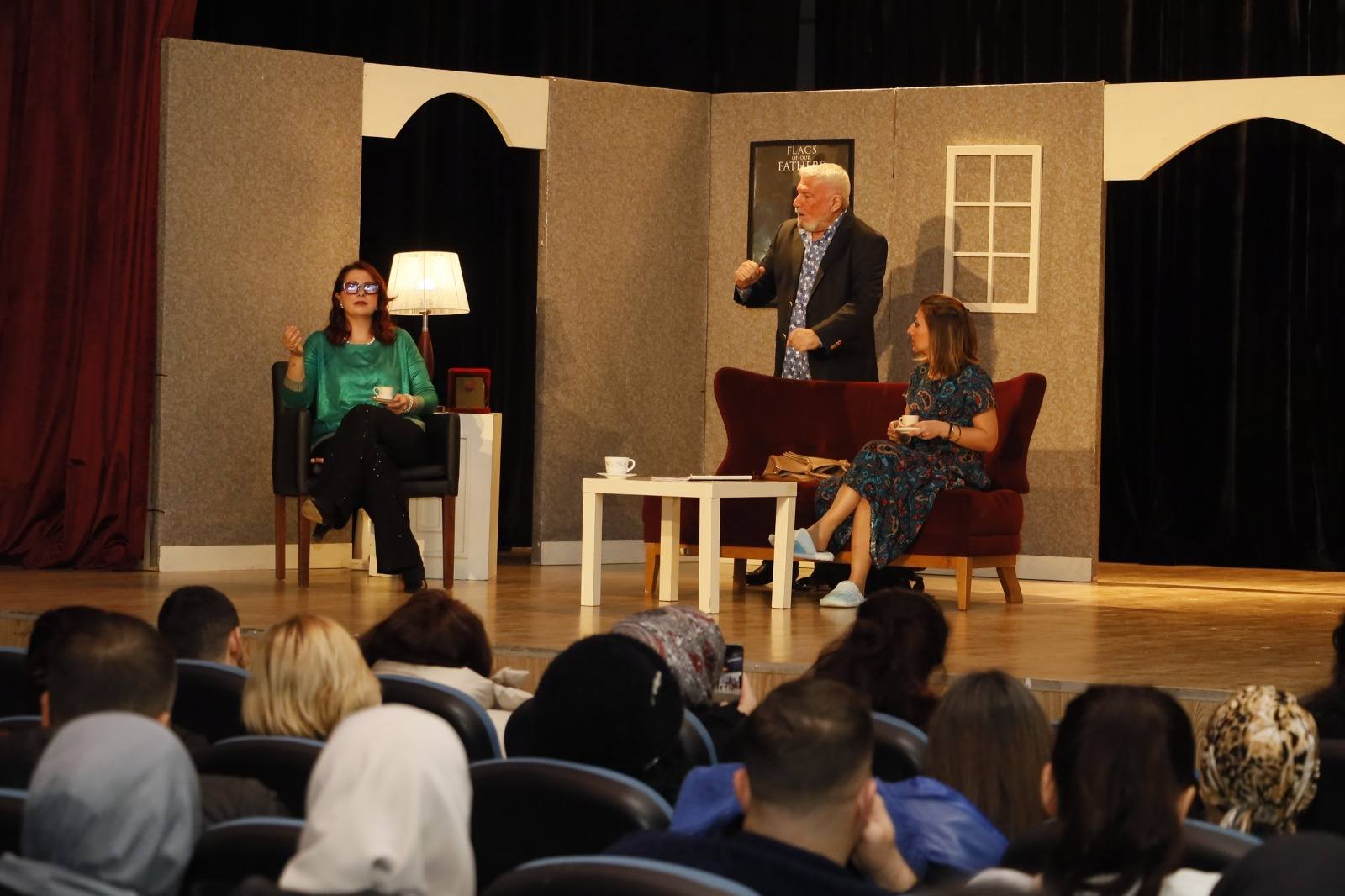 Körfez’de Tiyatro Rüzgarı Esmeye Devam Ediyor (5)