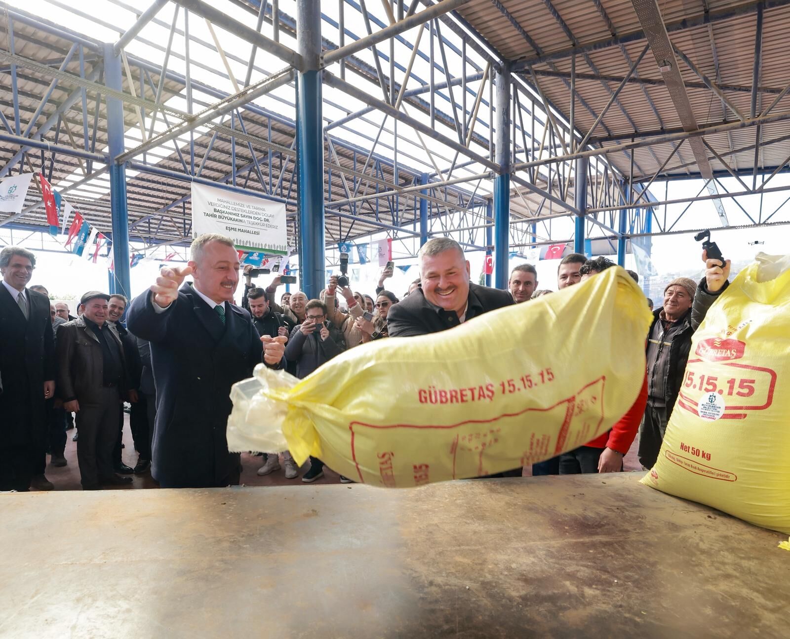 Büyükakın “Çiftçimizin, Üreticimizin Her Zaman Yanındayız” (8)