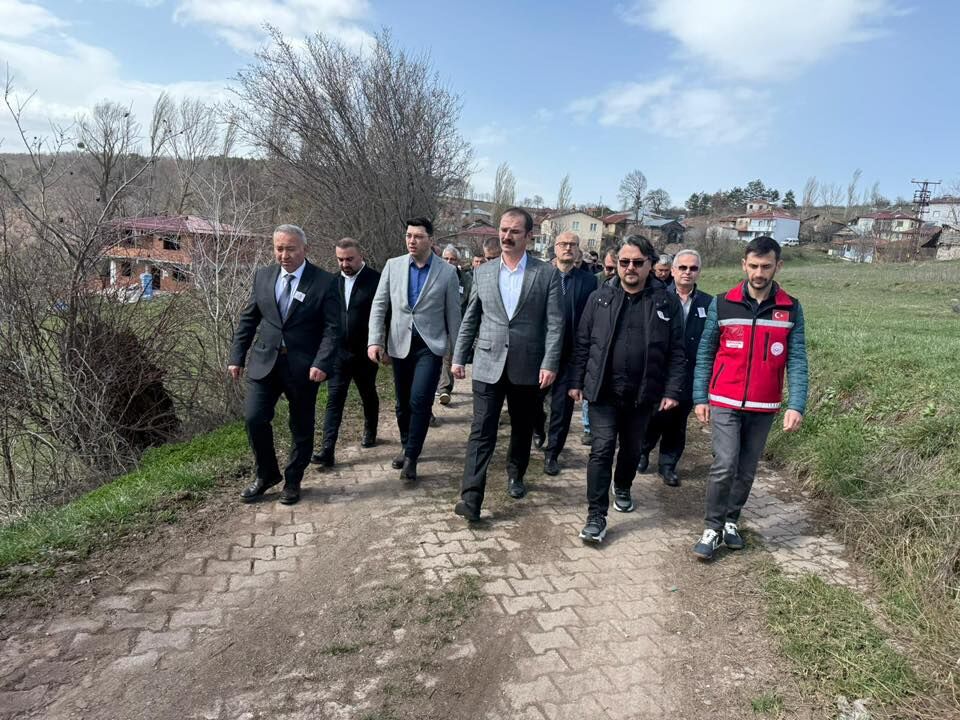 656248739 1357395023087808 1484154665236414923 N