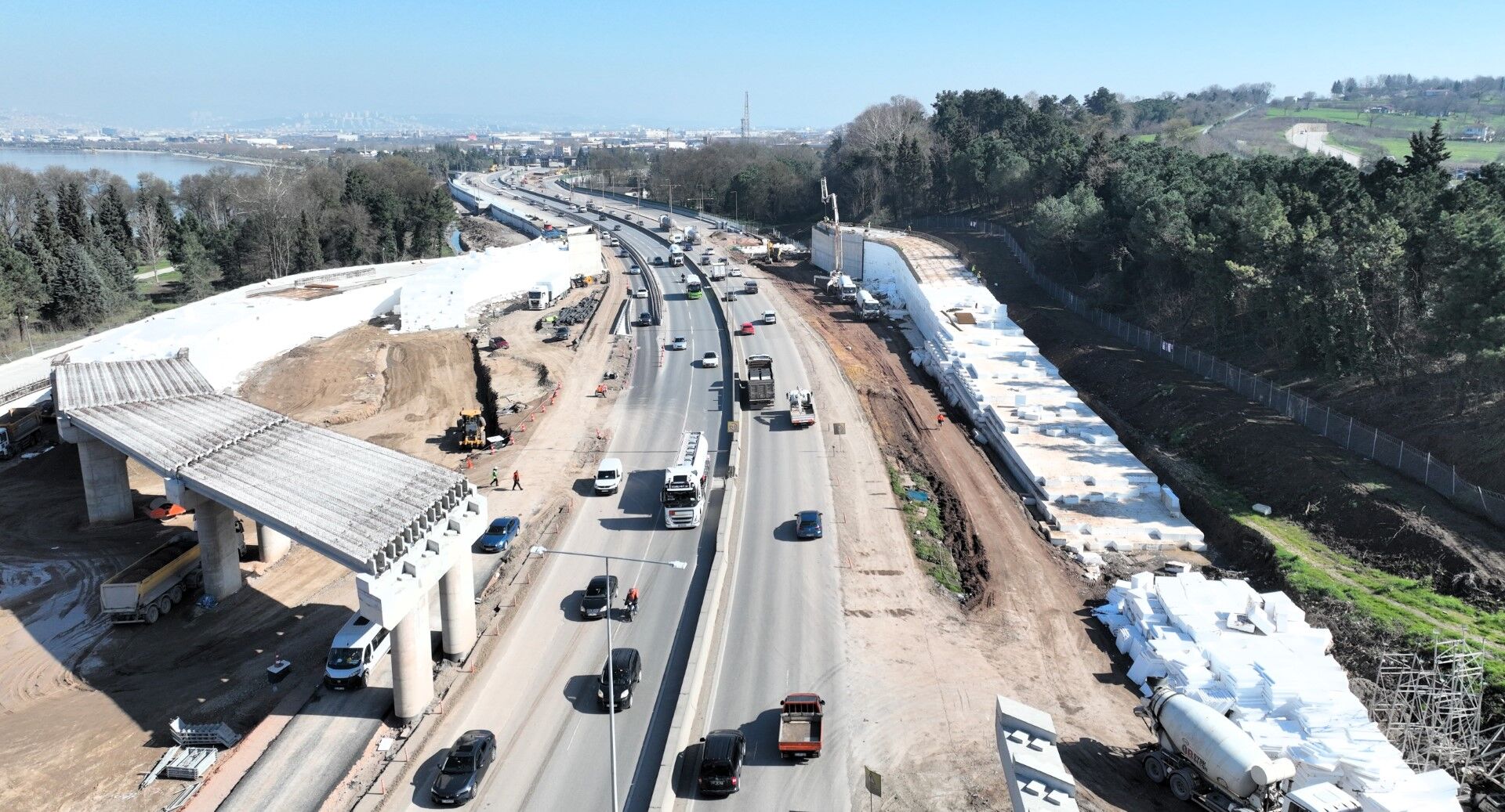 Başiskele Kavşağı'nın Silueti Ortaya Çıkıyor (3) (Büyük)