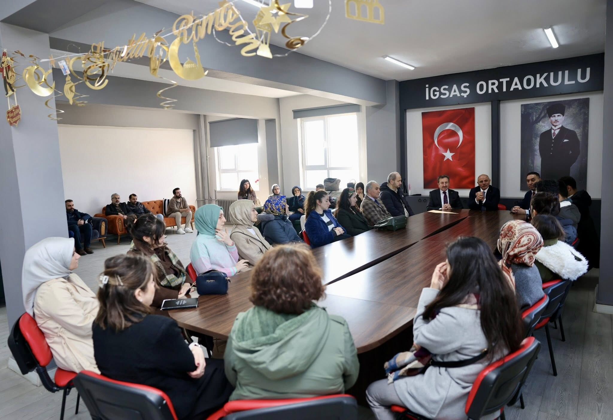 Başkan Söğüt, Haftaya Öğrencilerle Başladı (5)