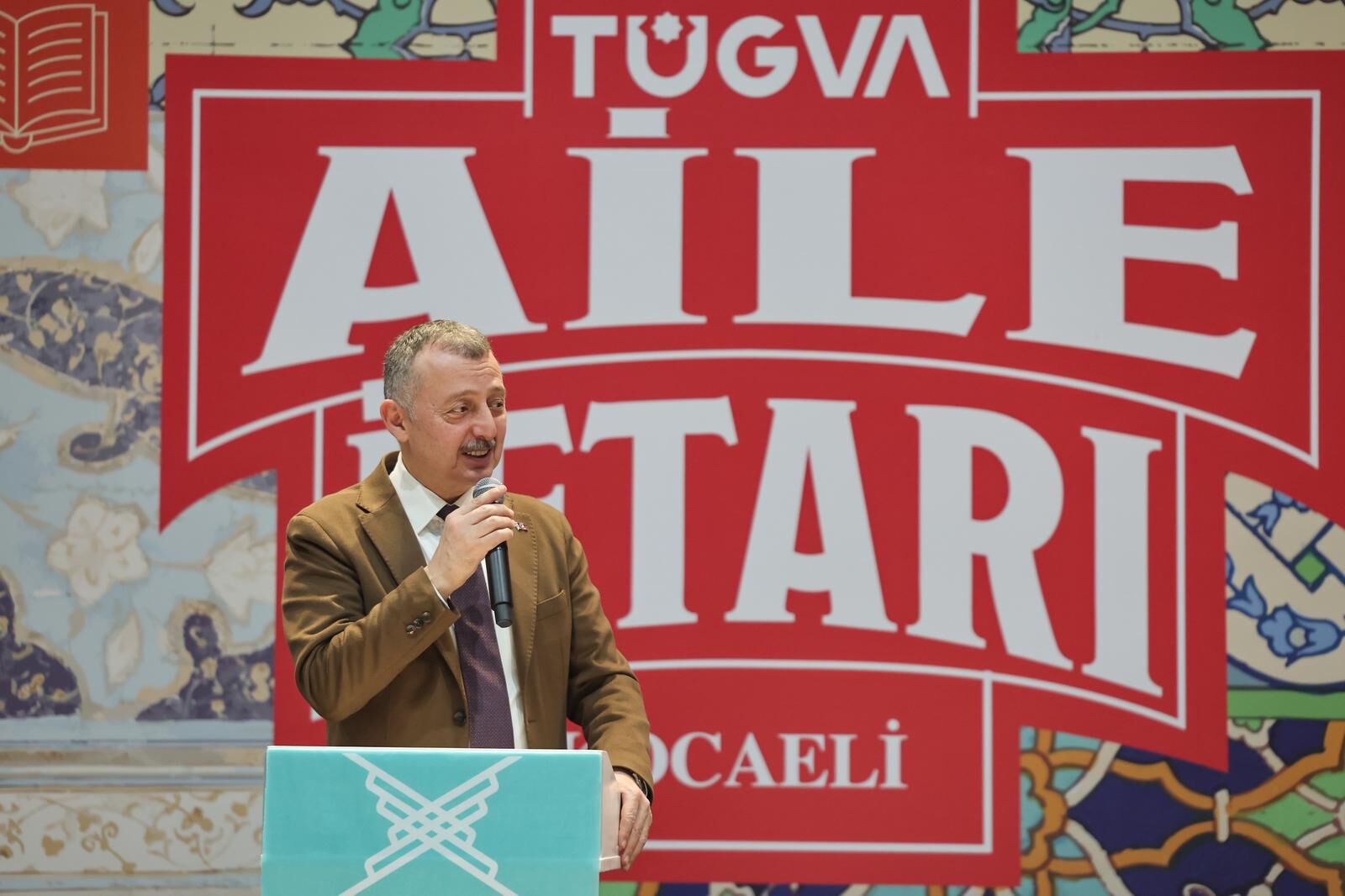 Büyükakın, Tügva Iftarında Gençlerle Bir Araya Geldi (7)