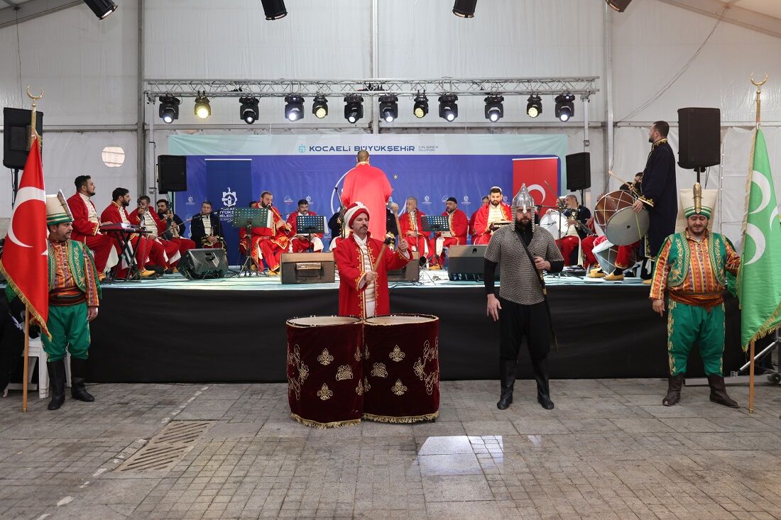 Her Gün Farklı Eğlence, Her Gün Ayrı Mutluluk (5)