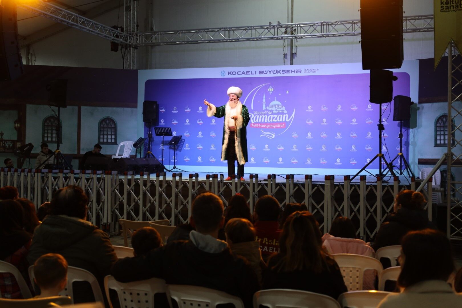 İzmit'in Kalbi Büyükşehir Ramazan Çadırı'nda Atıyor (25) (Büyük)