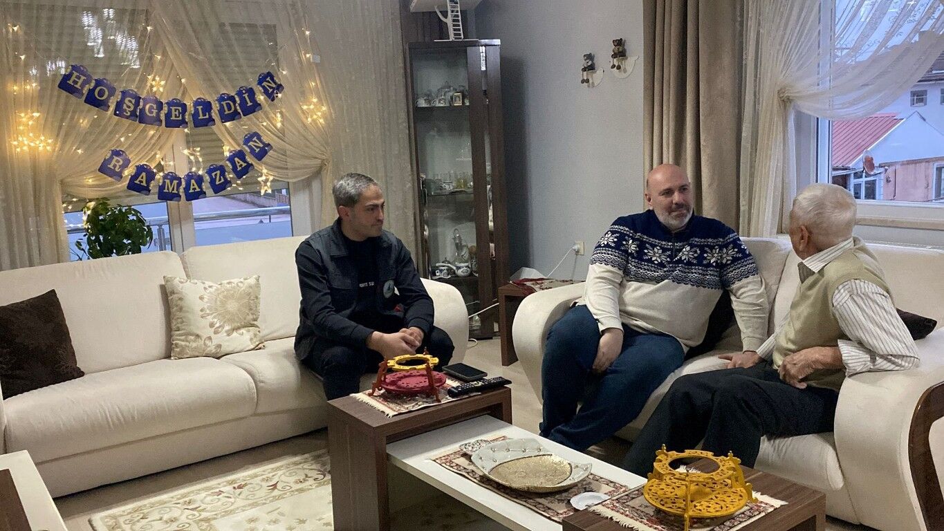 Kartepe’de Gönül Sofraları Kuruluyor (5)