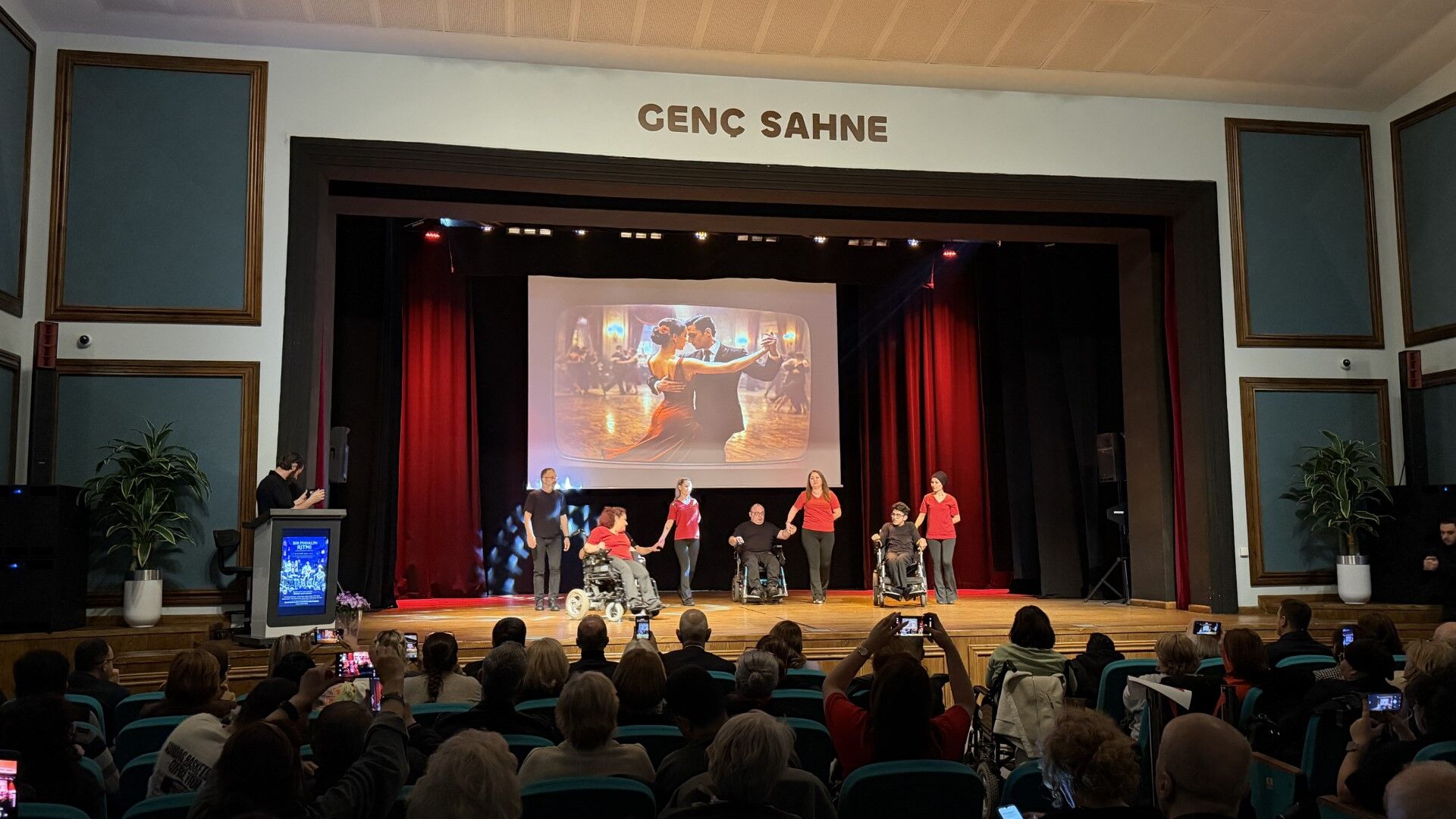 Kocaeli'de Engelsiz Sanat Büyüledi (6)