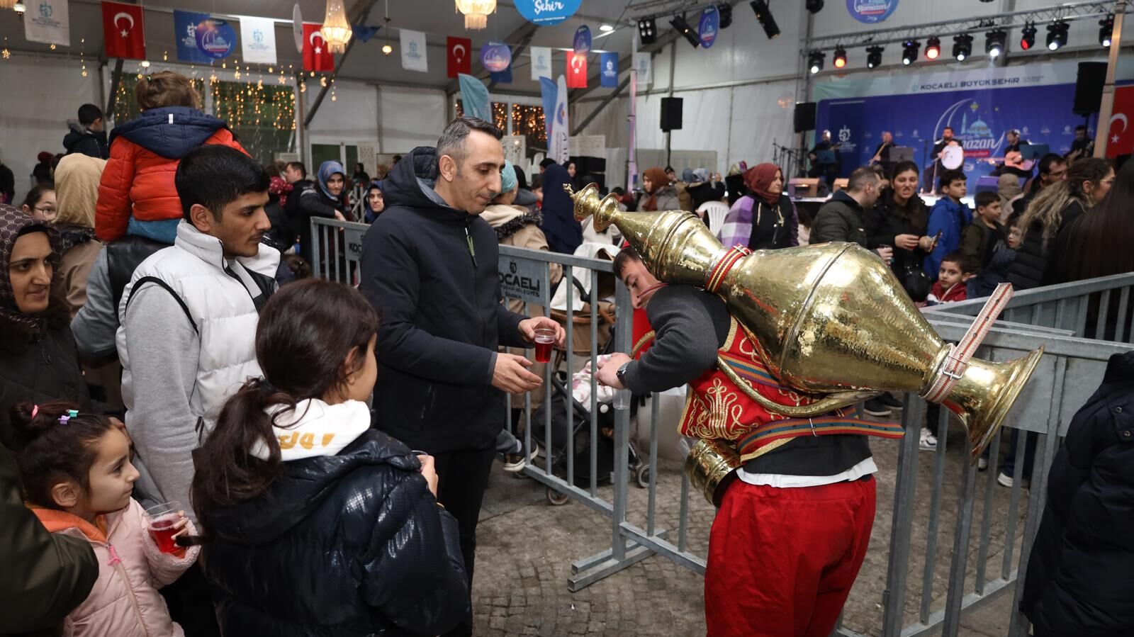 Sertaç Abi, Gebzeli Çocukların Kalbine Dokundu (8)