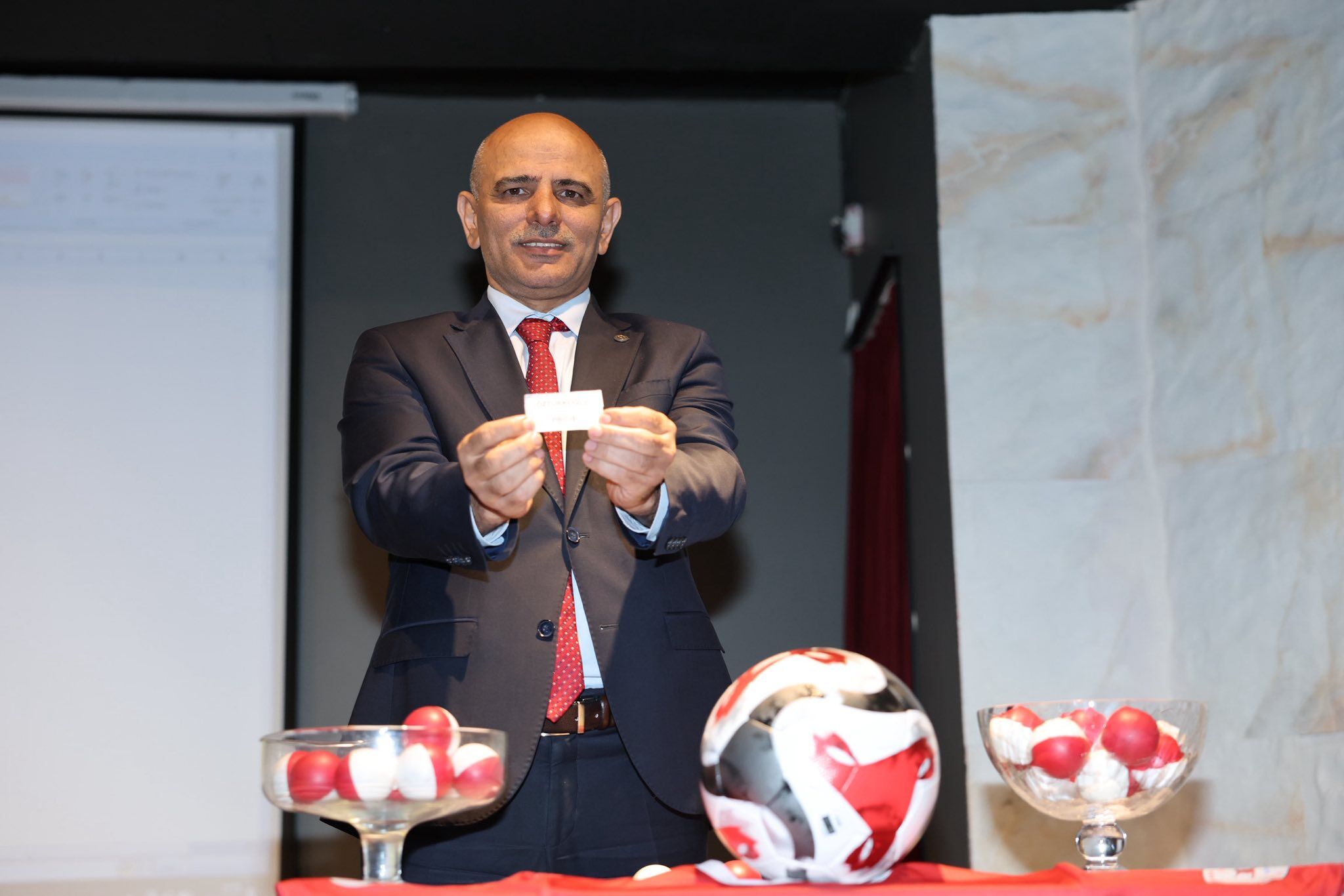 682915598 1556240645857615 8392551929000875574 N