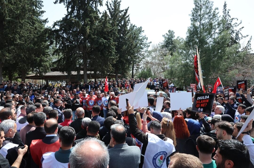 9E3048Dd 73Fb 4795 A92D 93209Deb3131