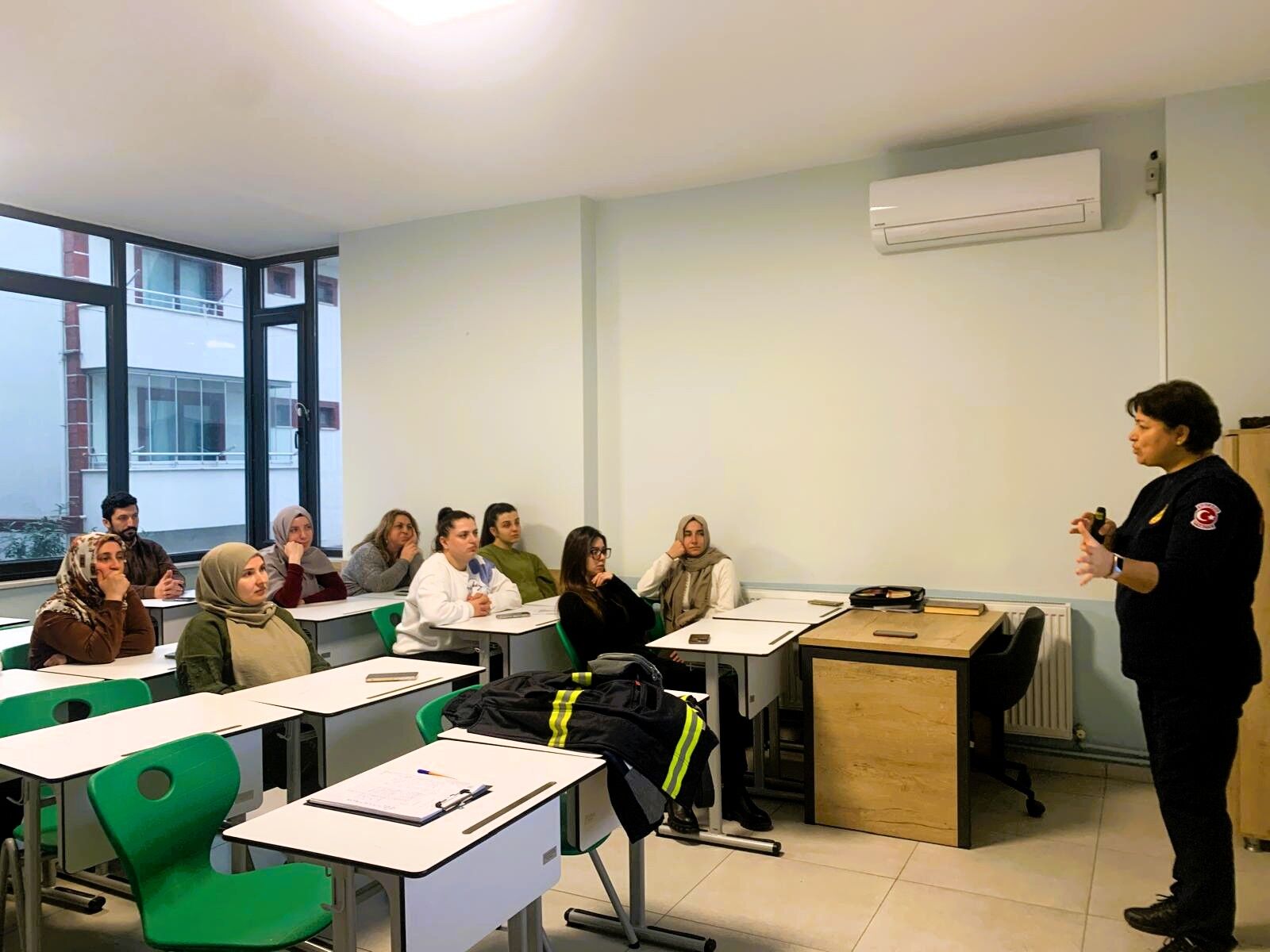 Bilgievleri Personeli Yangına Karşı Bilinçlendirildi (2)