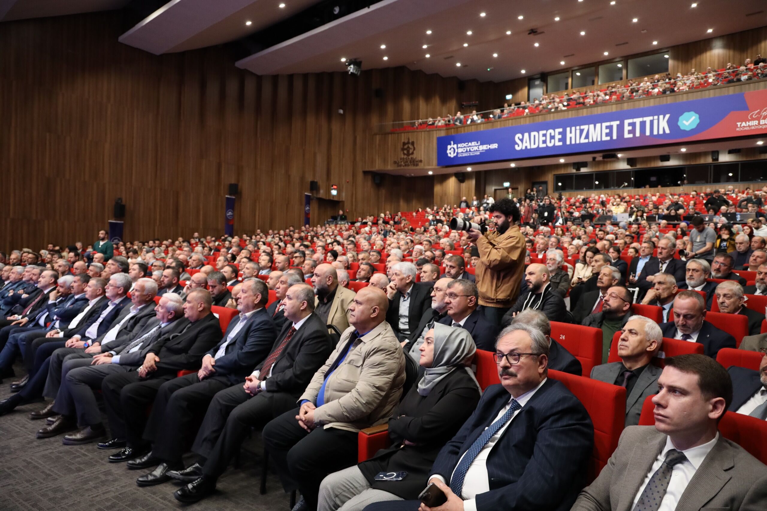 Büyükakın'dan Şeffaflık Ve (1)