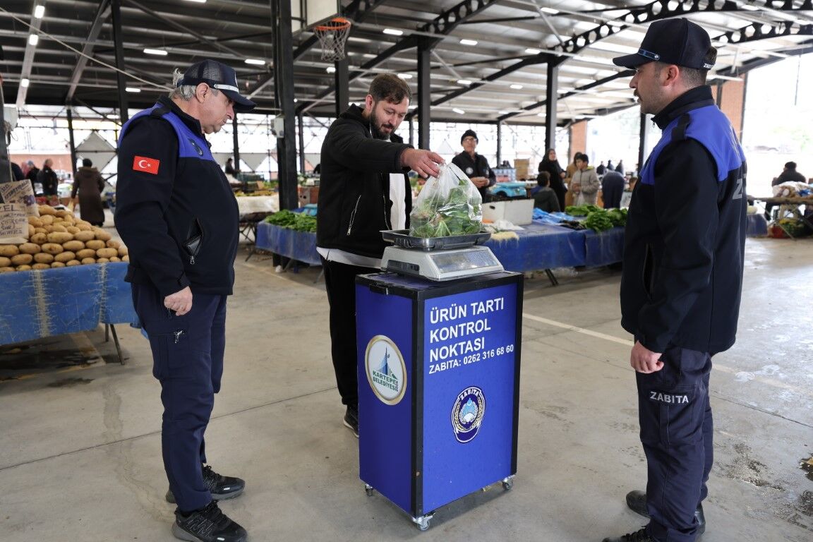 Kartepe Zabıtasından Pazarda Ölçü Ve Tartı Denetimi (3)