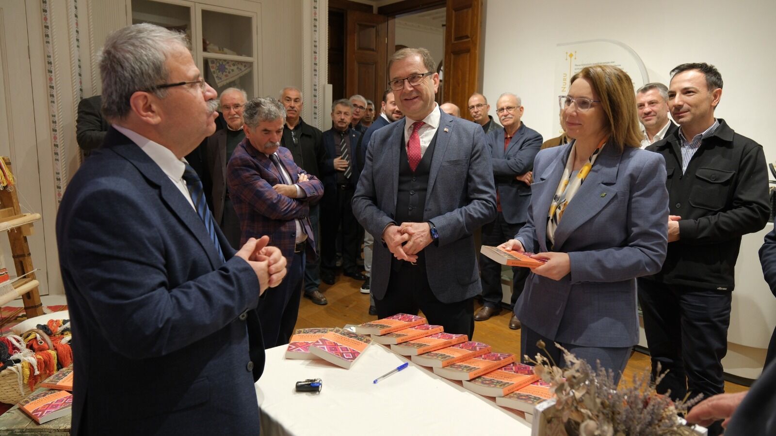 Manavların Kültür Hafızası Bu Kitapta Toplandı (6)