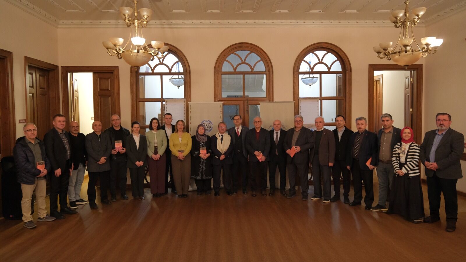 Manavların Kültür Hafızası Bu Kitapta Toplandı (1) (1)