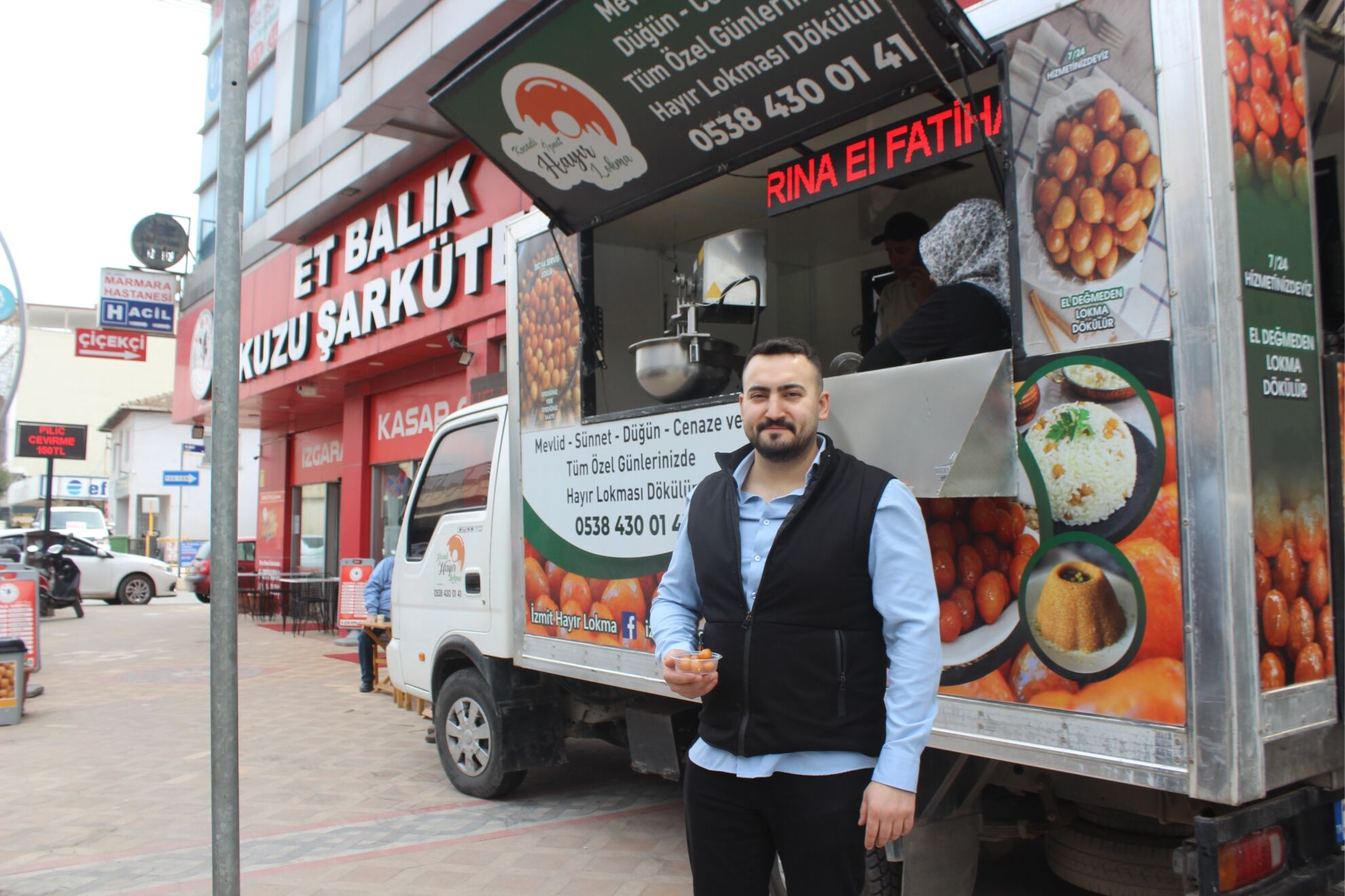 Körfez’de Anlamlı Vefa: Mustafa Çelik İçin Hayır Lokması Dağıtıldı