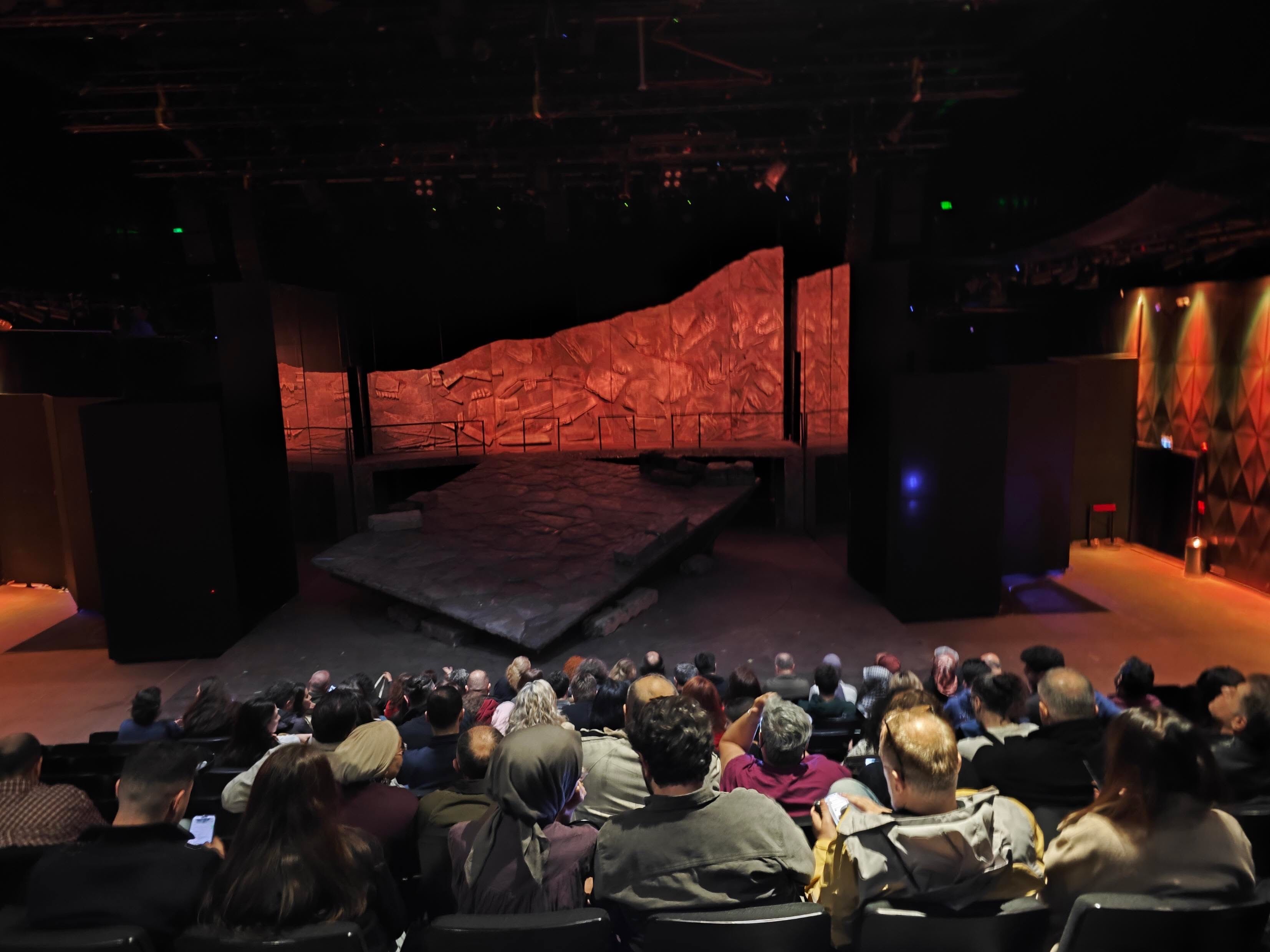 Sinan Rüzgârı, Şehir Tiyatroları Ile İstanbul'da Esiyor (9)