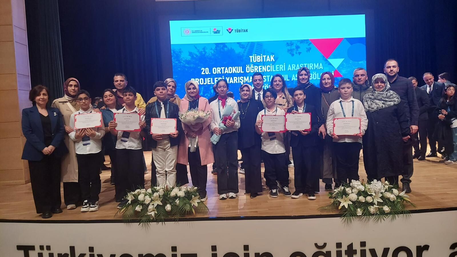Körfez’den Bilime Güçlü İmza: TÜBİTAK 2204-B’de Çifte Başarı