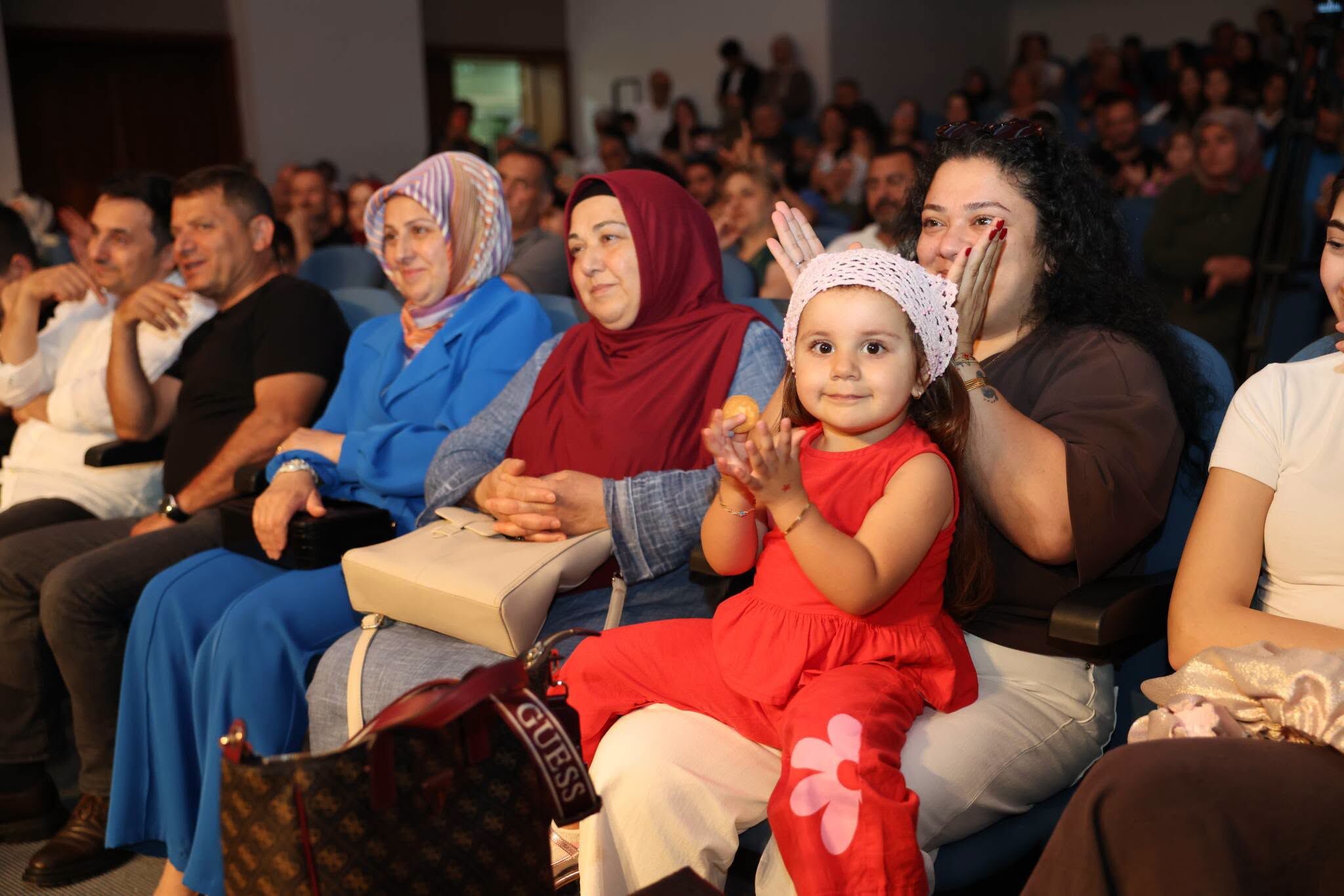 Körfez Belediyesi Sanat Merkezi’nden Muhteşem Yılsonu Konseri (7)