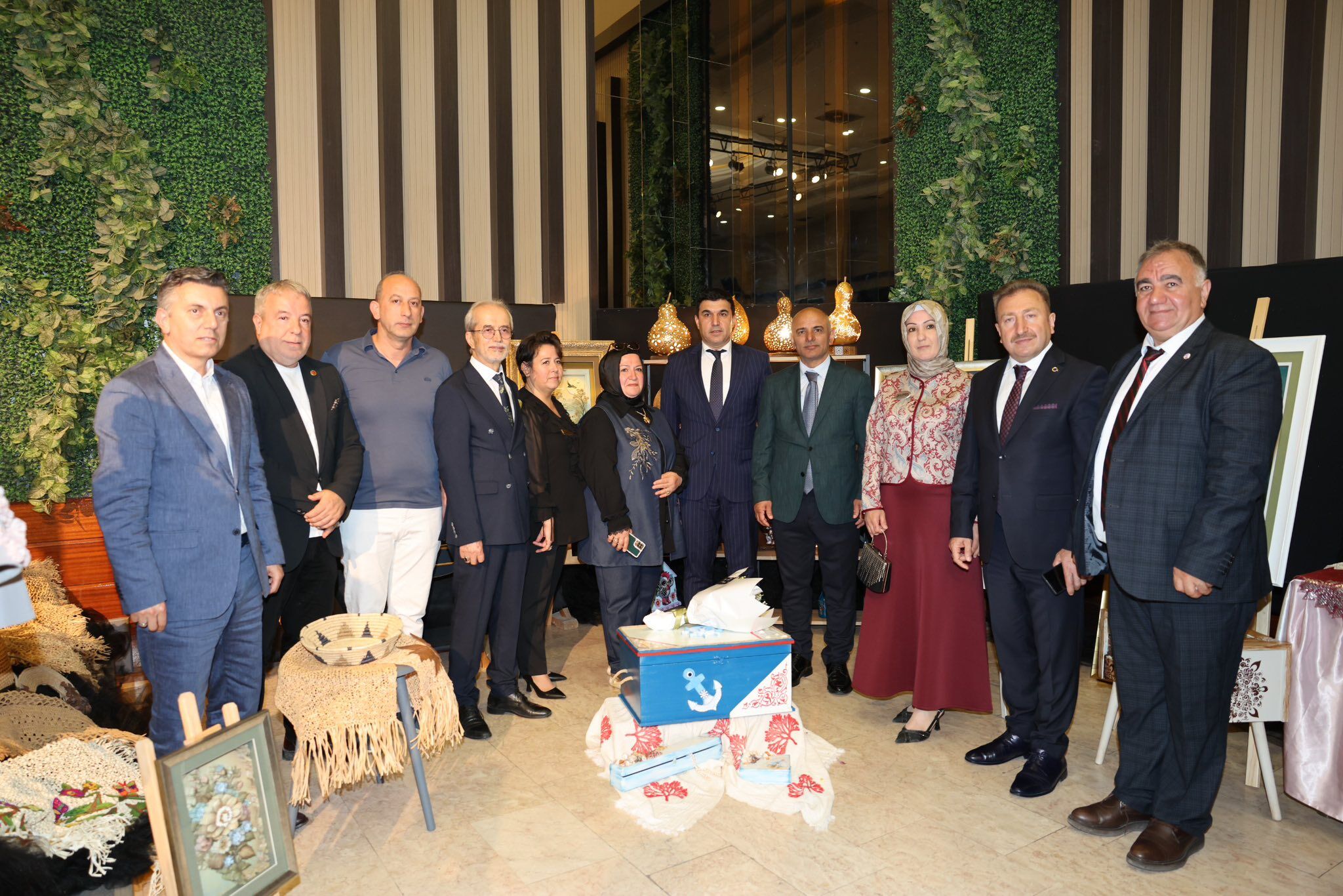 Körfezli Kadınlardan Yılsonu Sergisi (5)