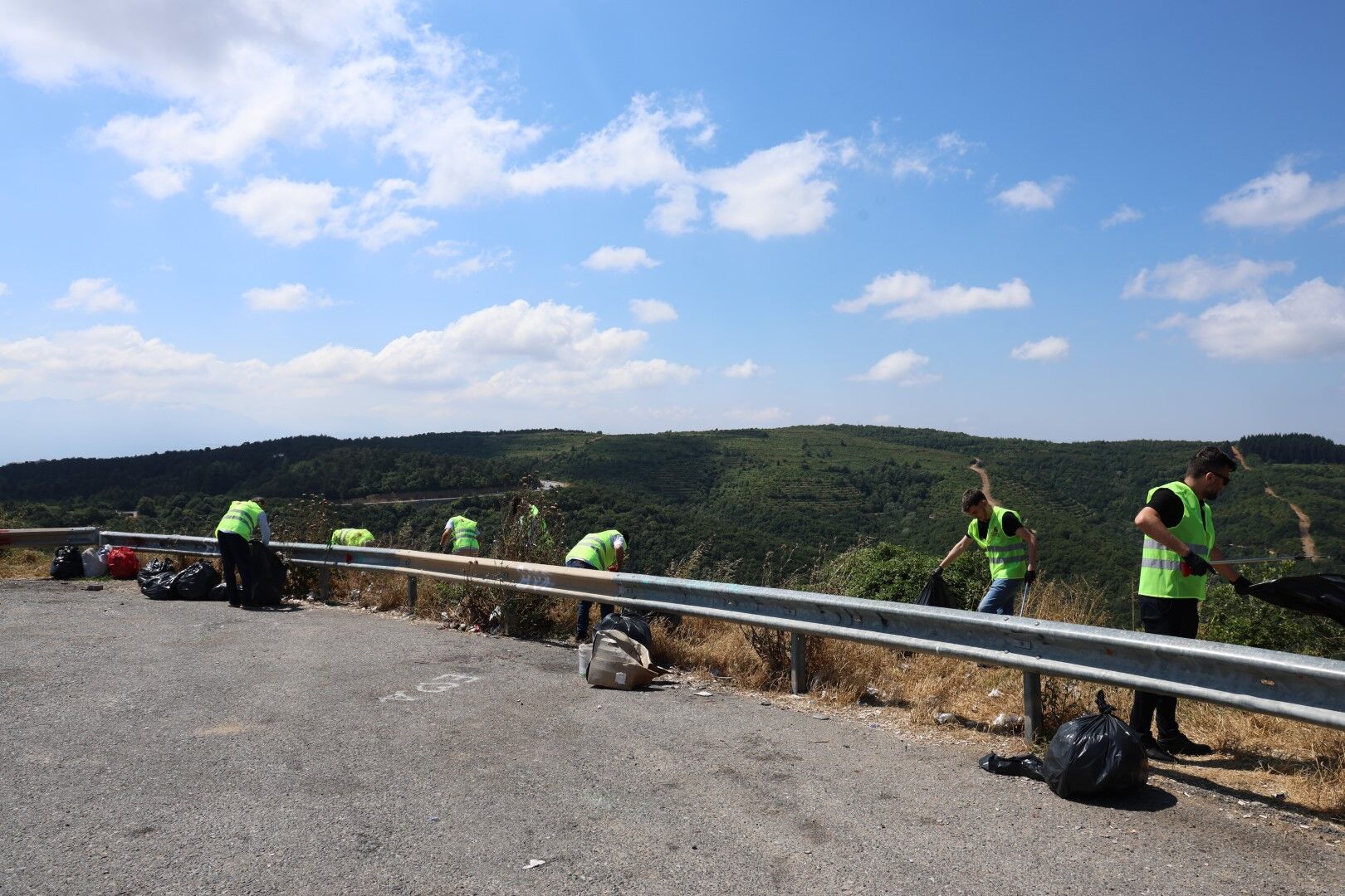Ormanı Koru, Geleceği Kurtar (10) (Büyük)