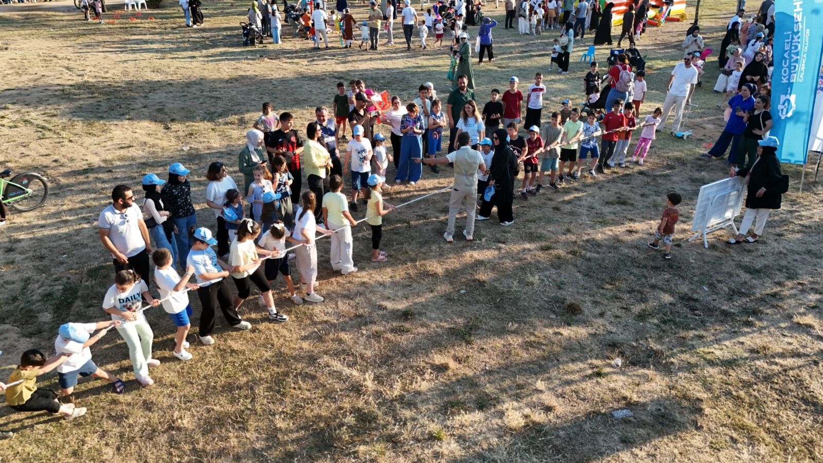 Bu Etkinlikte Çocuk Kahkahaları Eksik Olmuyor (6)
