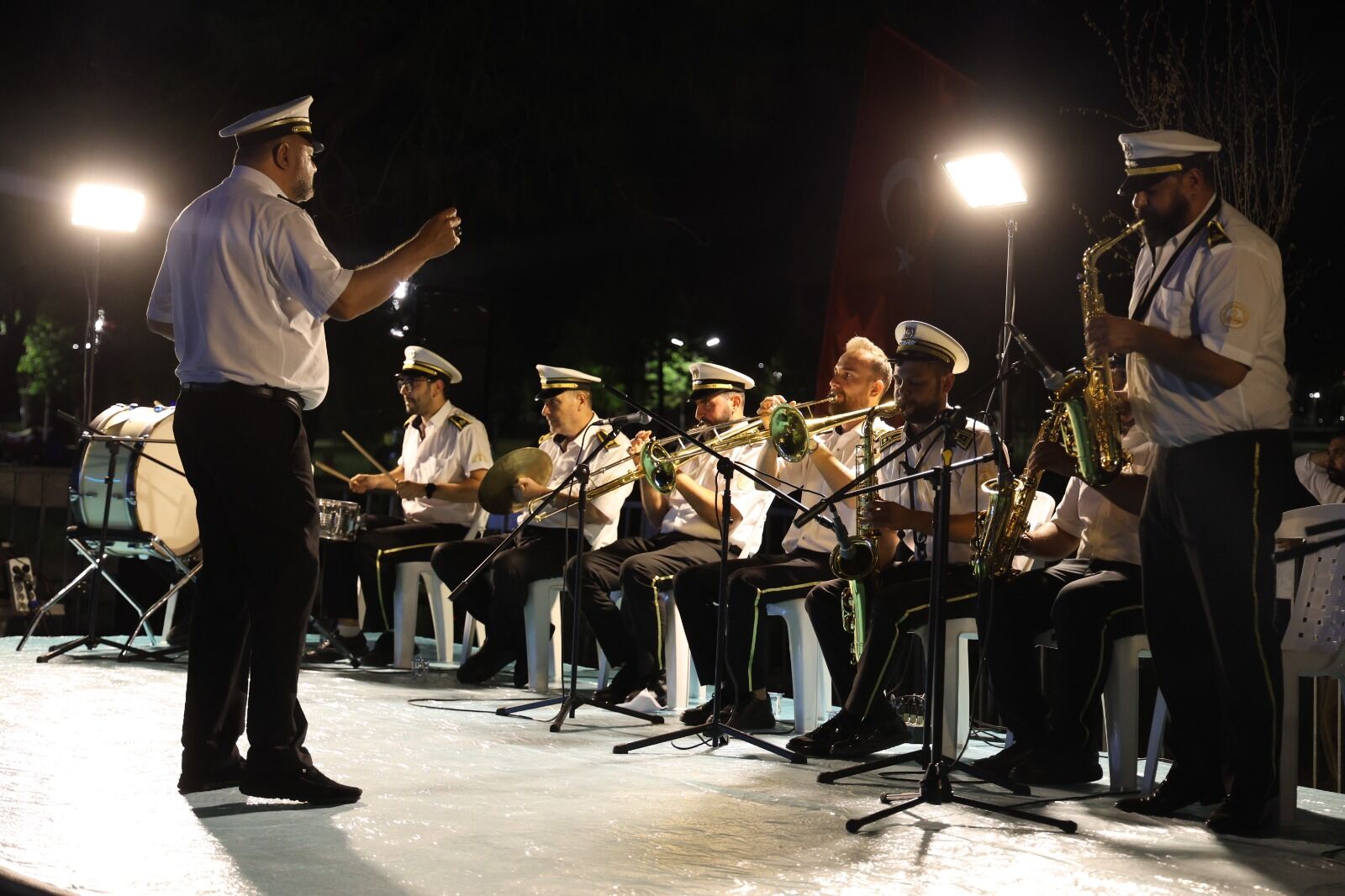 Fuar Park’ta Kulakların Pası Silindi (3)