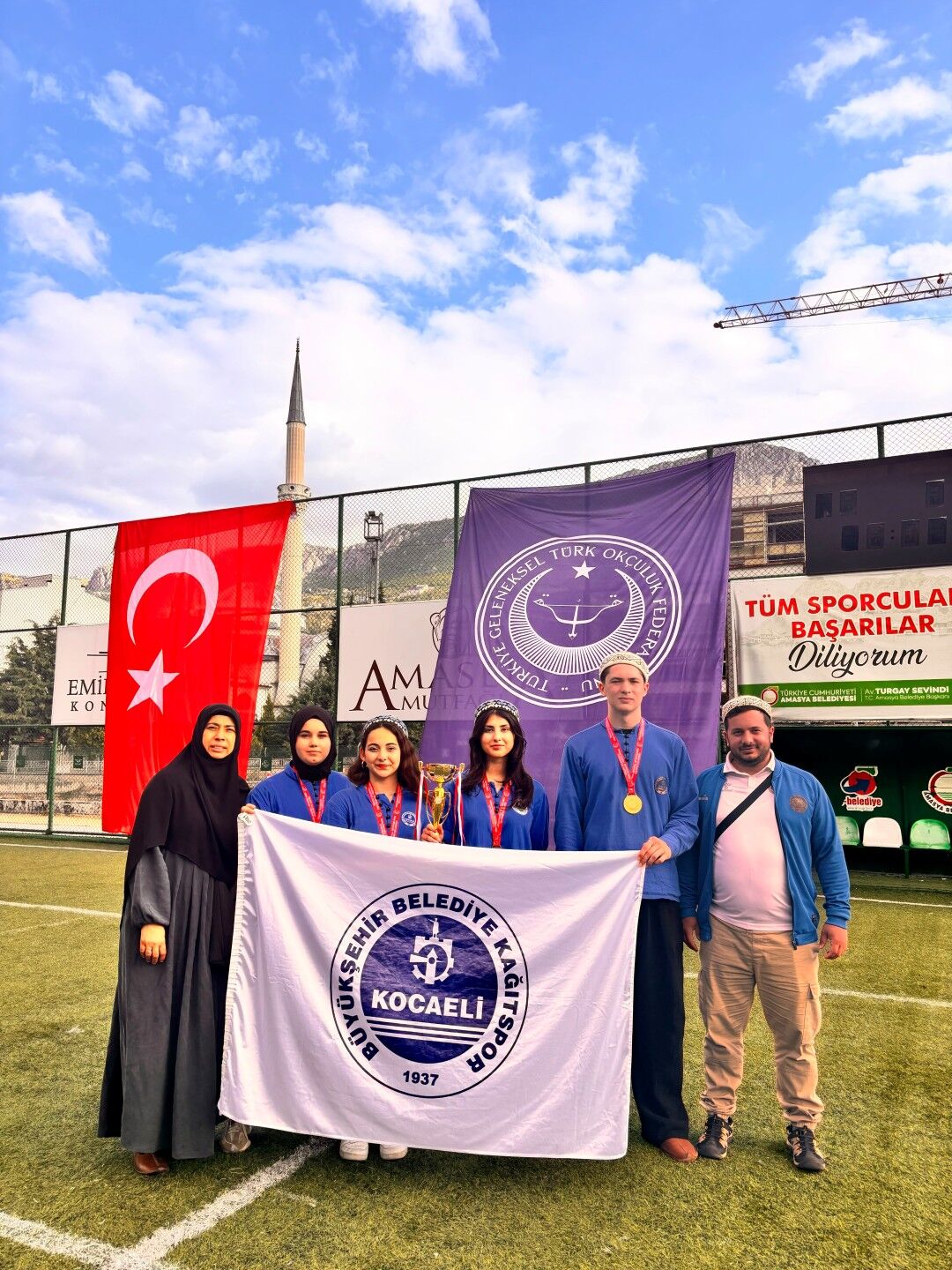 Geleneksel Okçulukta Hedef Mi̇lli̇ Takim (2) (Large)
