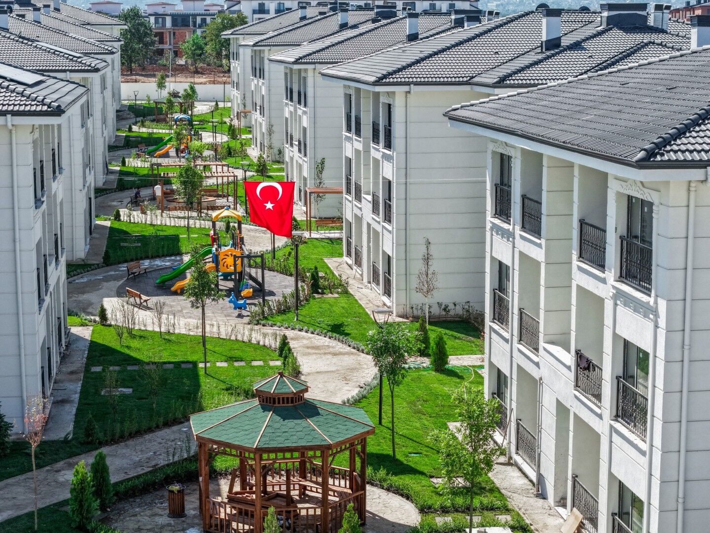 Kartepe’de 144 Kapı Mutluluğa Açıldı (2) (Large)