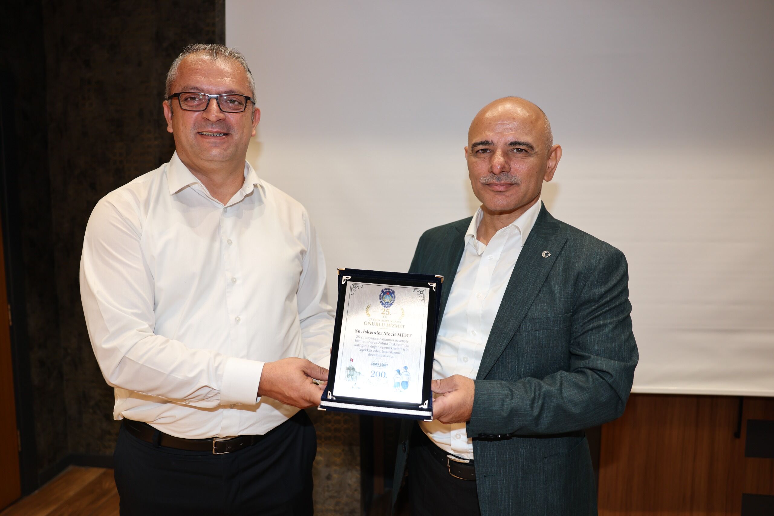 Plaket (2)