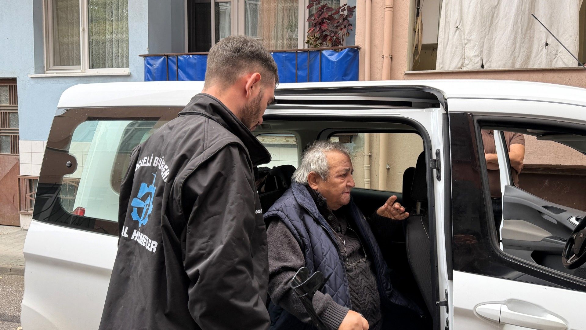 Aydın Amca, “Geniş Ailem” İle Yalnız Değil