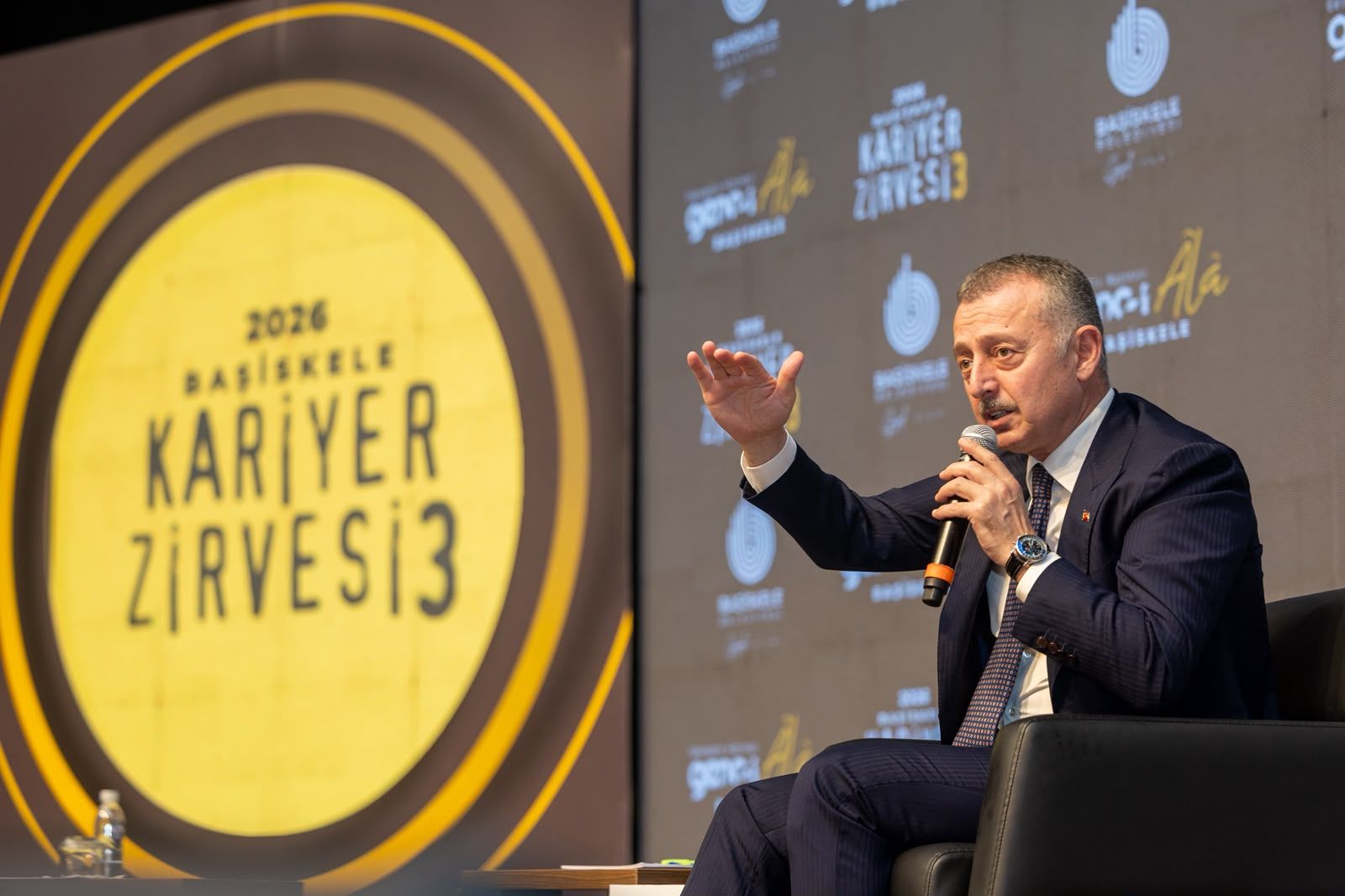 Başkan Büyükakın’dan Gençlere Kariyer Tavsiyesi (20)
