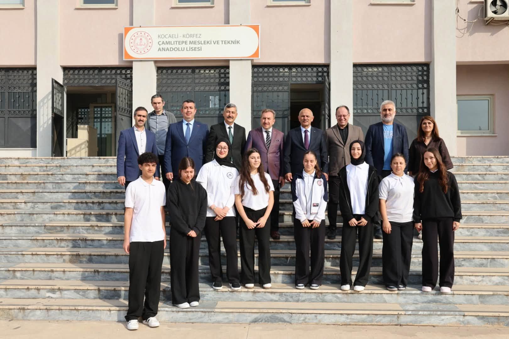 Başkan Söğüt, Yeni Haftaya Öğrencilerle Birlikte Başladı (5)