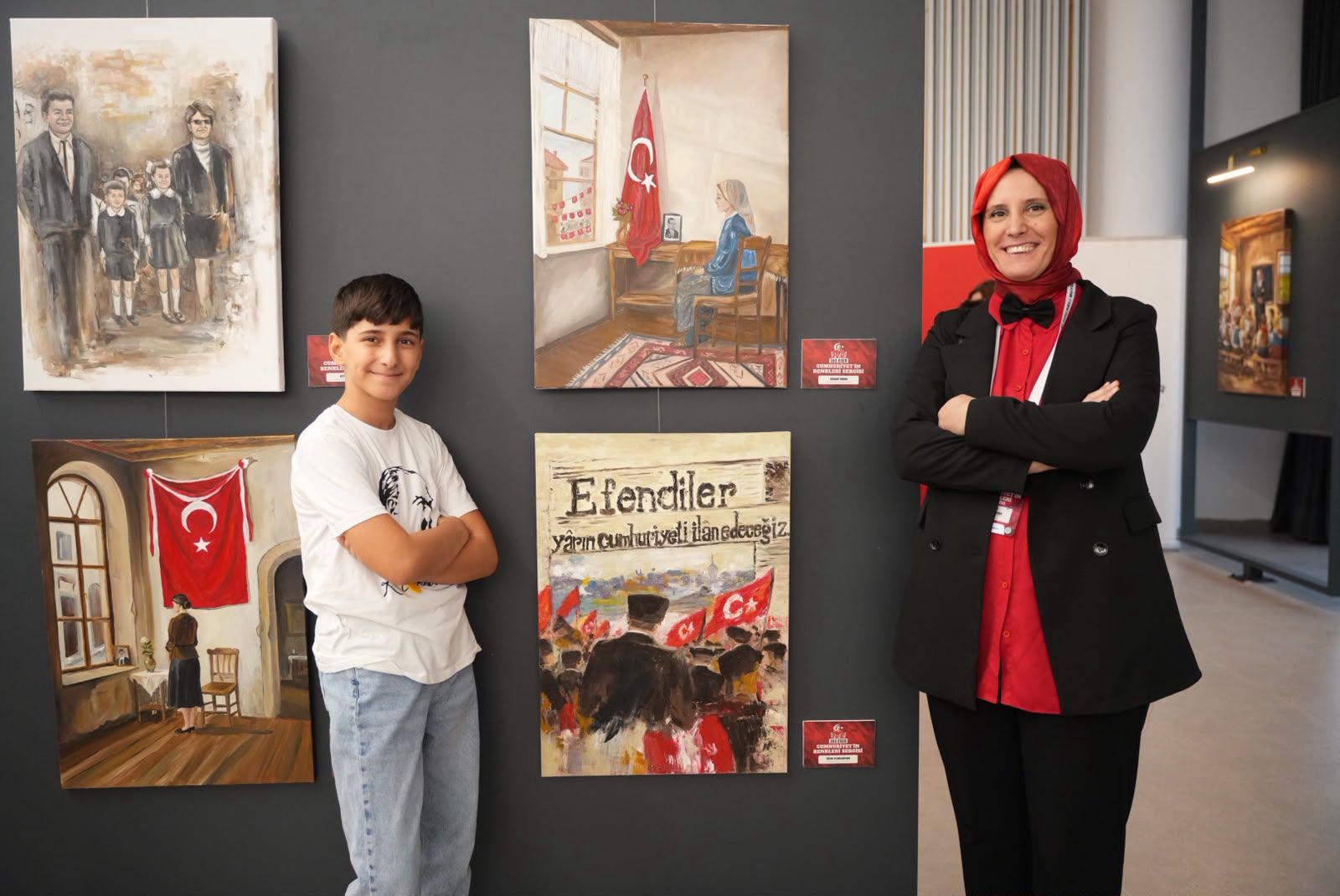 Her Renkte Cumhuriyet, Her Eserde Bağımsızlık (10)
