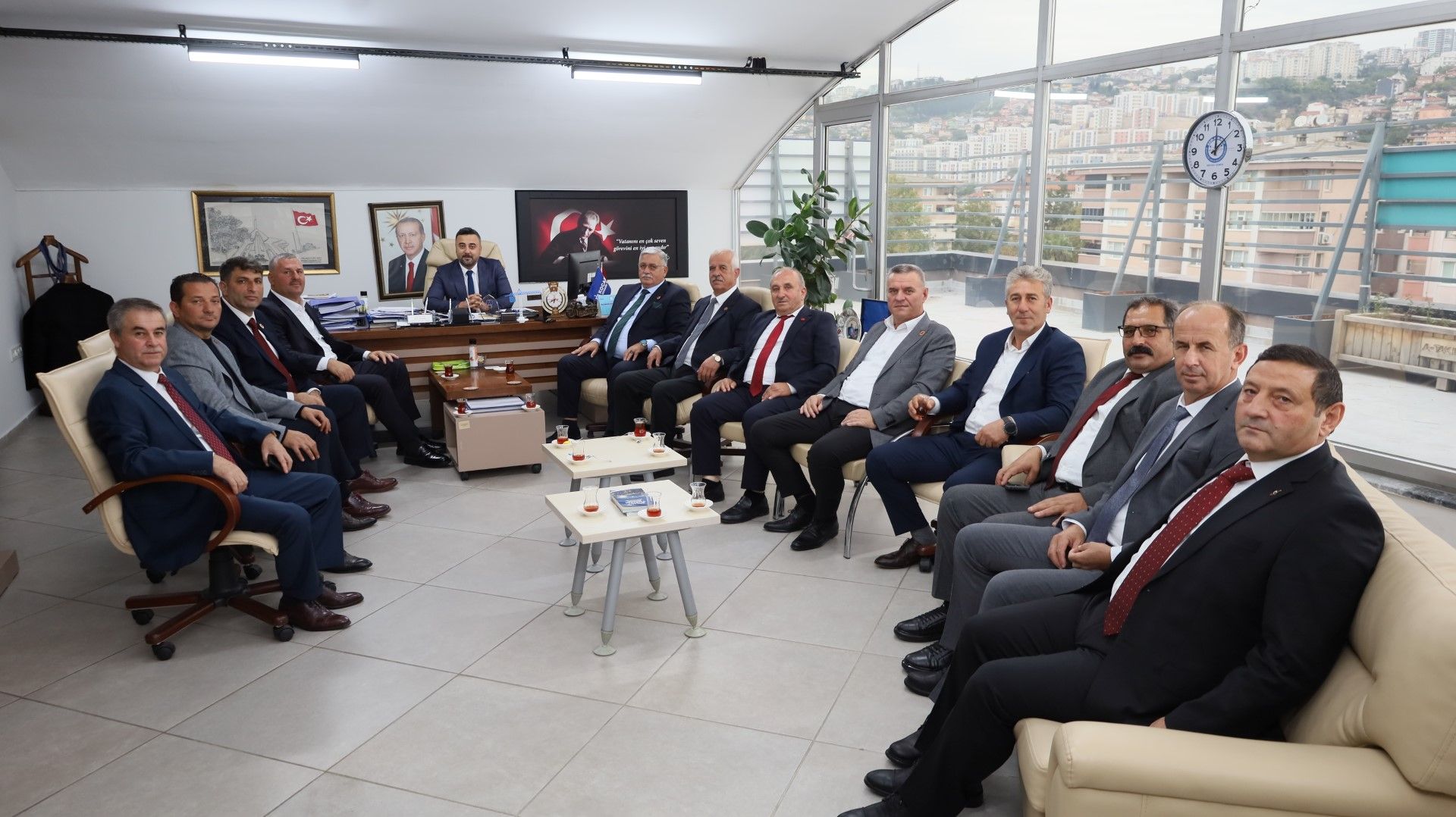Muhtarların En Mutlu Günü (5)