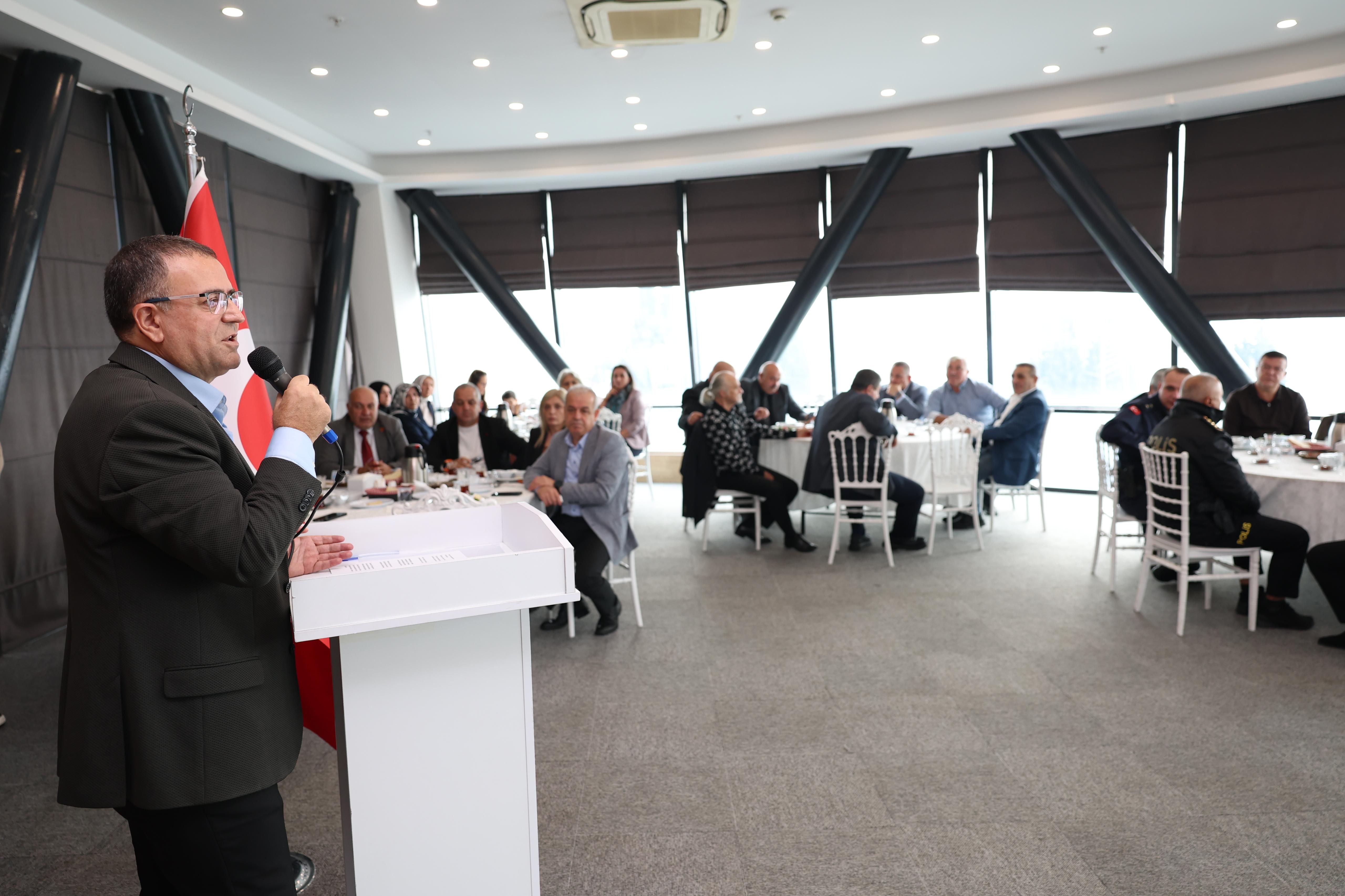 Derince’de Muhtarlar Günü Buluşması